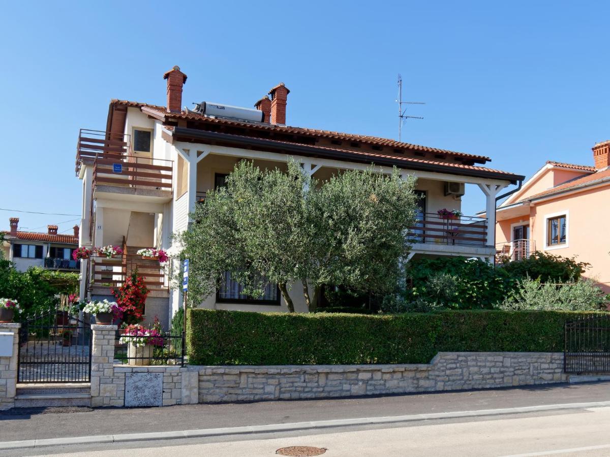 Apartments Marta By Rent Istria Novigrad  ภายนอก รูปภาพ